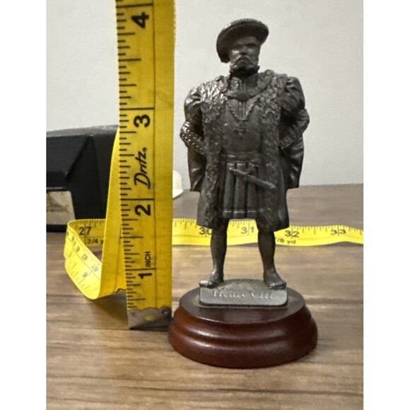 Piper Craft Henry VIII Pewter Figurine | Scotland | 4” Tall | Lead Free - Picture 6 of 6